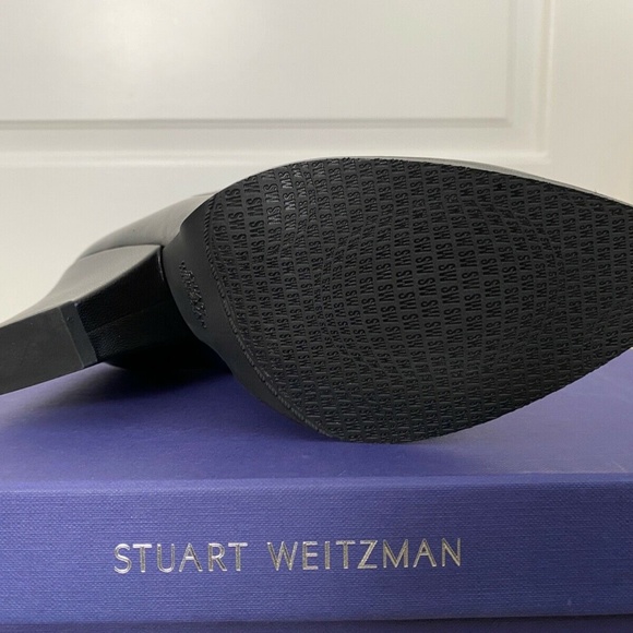 Stuart Weitzman Smashing Black Leather Knee Boots - Picture 11 of 12